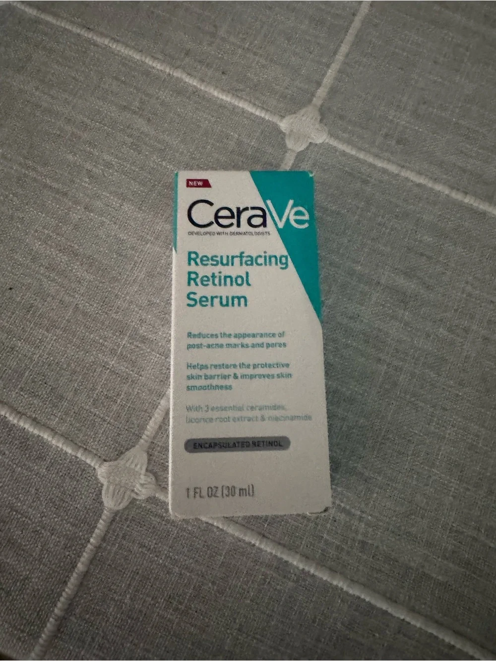 CeraVe Resurfacing Retinol Serum — White & Teal